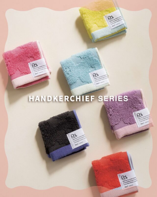 新しいハンカチで、今年のはじまりに小さなときめきを🤍

ほっこり可愛い柄が定番人気のハンカチシリーズ🙌
無撚糸を使用しているので、ふわふわな手触り。
素材にもこだわっているので、普段使いからちょっとしたギフトにもおすすめです！🎁
 
#wpc
#wpcpatterns
#wpcpatterns_official 
#心にいつも晴れもよう
#ハンカチギフト
@wpc_official